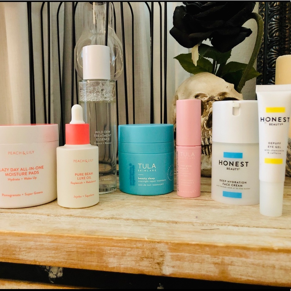 🌞&🌛 Simple Daily Skincare Routine READ BELOW! - Picture 3 of 6